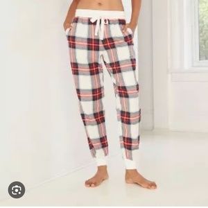 Plaid Christmas jogger